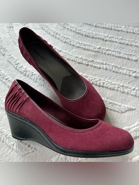 Kate Ann | Burgundy Suede Wedge Heels
